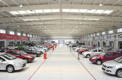 汽車超市崛起 4S店購(gòu)車模式面臨挑戰(zhàn)